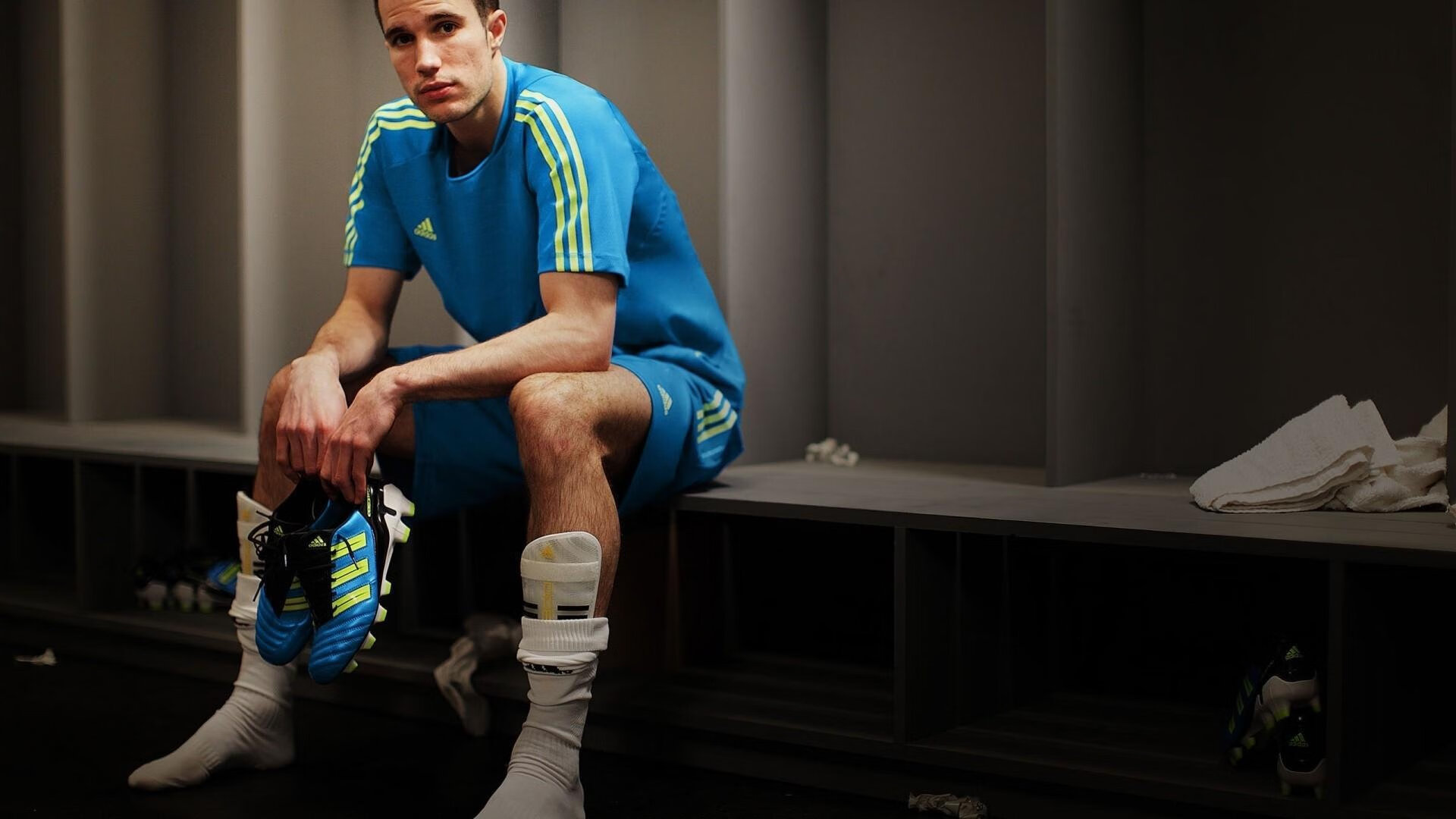 金年会app 综合-浙江队憾平、费德勒跨界、凯尔特人遭疑，体坛多线战事一夜骤变